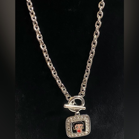 Betty Boop Toggle Necklace - Picture 2 of 8